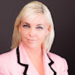 Meet your Posher, Holly calderwood